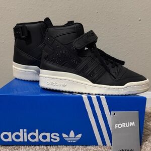 Adidas Forum 84 Black High-Top Sneakers with Black Gem Accent and White Soles